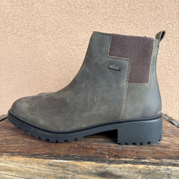 Rockport Ryleigh Gore Chelsie Boot - Picture 2 of 10